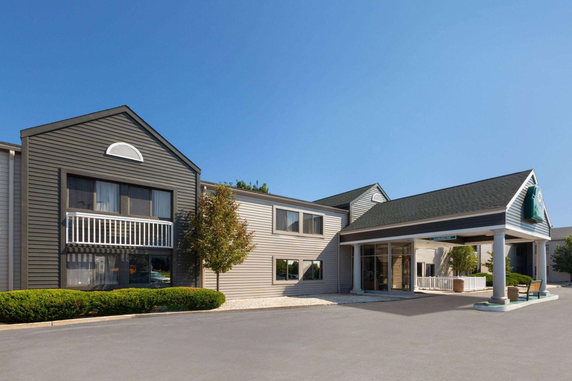 La Quinta Inn By Wyndham Sheboygan Eksteriør billede